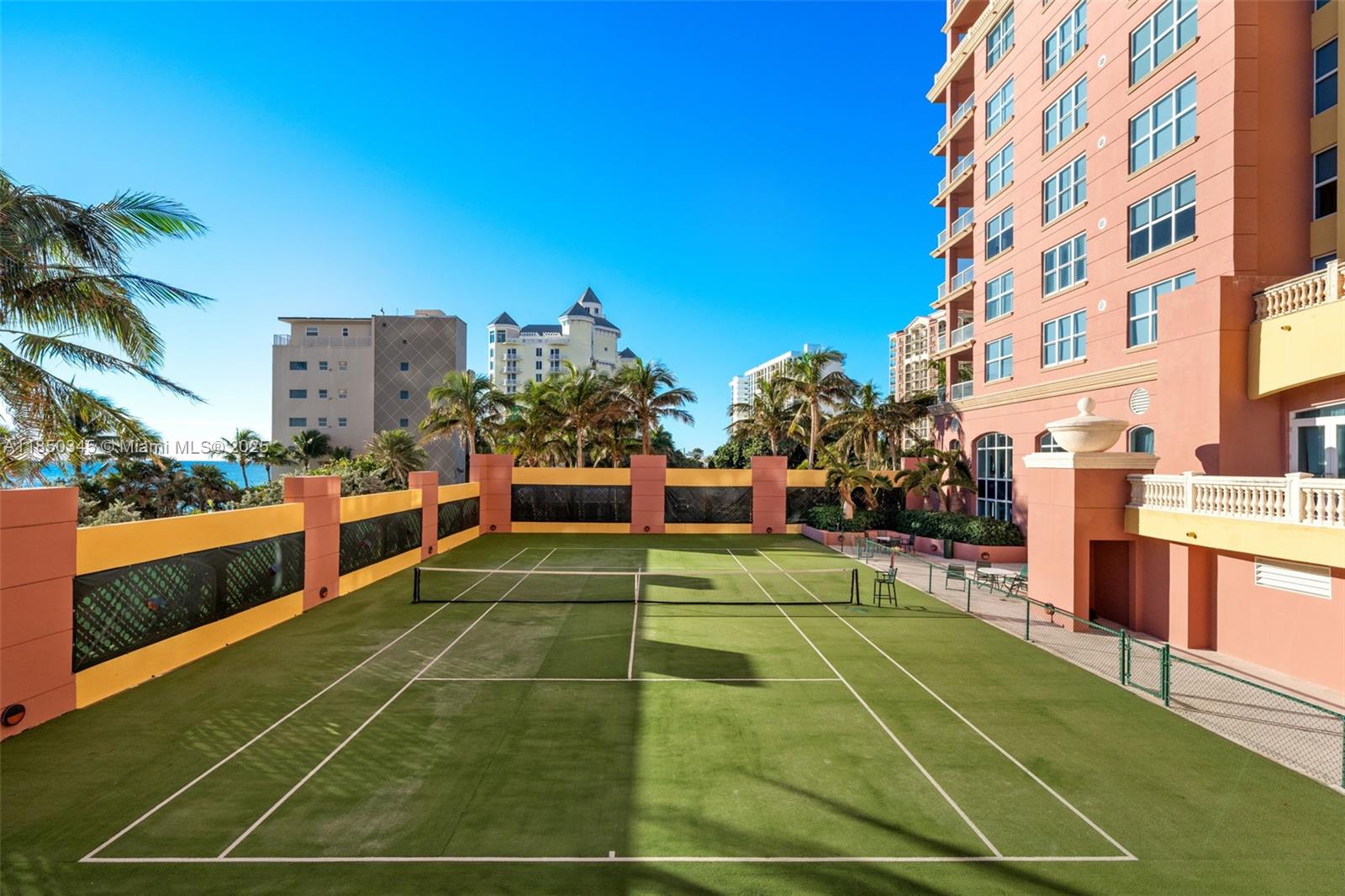 Fort Lauderdale, Florida, 33305, United States, 2 Bedrooms Bedrooms, ,3 BathroomsBathrooms,Residential,For Sale,1907787