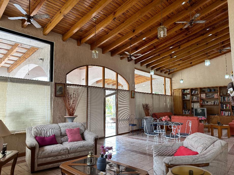 Hacienda La Labor, Apaseo el Grande, Guanajuato, 38183, Mexico, 4 Bedrooms Bedrooms, ,4 BathroomsBathrooms,Residential,For Sale,Hacienda La Labor,1659289
