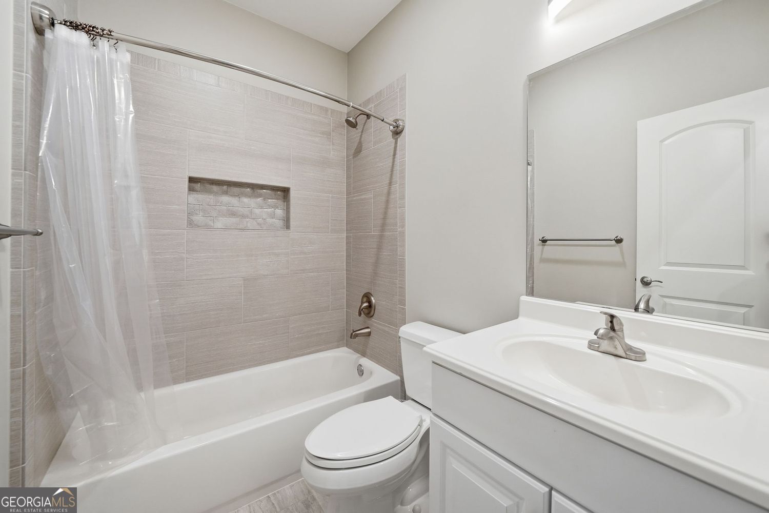 Canton, Georgia, 30115, United States, 4 Bedrooms Bedrooms, ,3 BathroomsBathrooms,Residential,For Sale,2006598