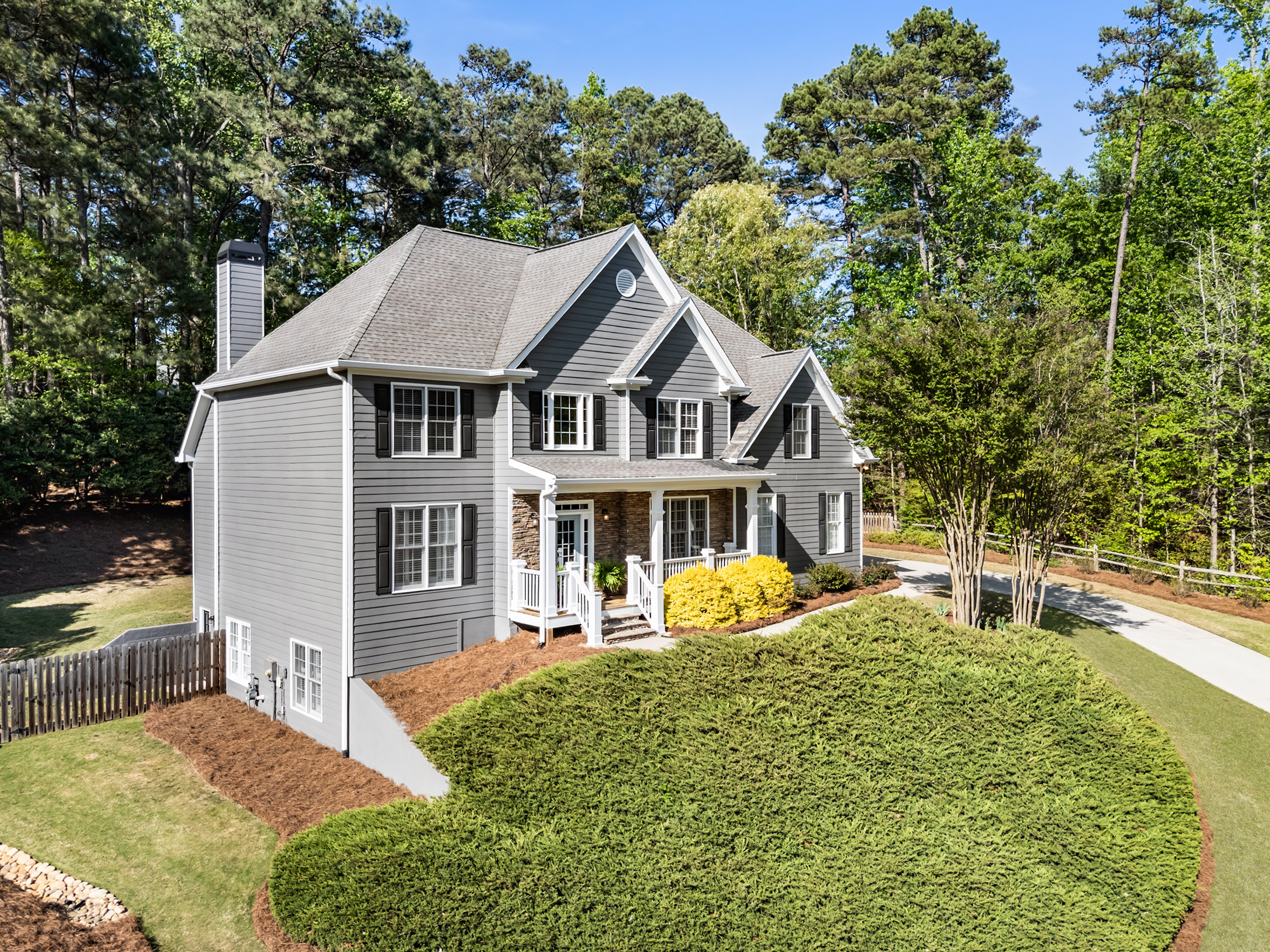  Completely Renovated Home in Desirable Location - 物件實景