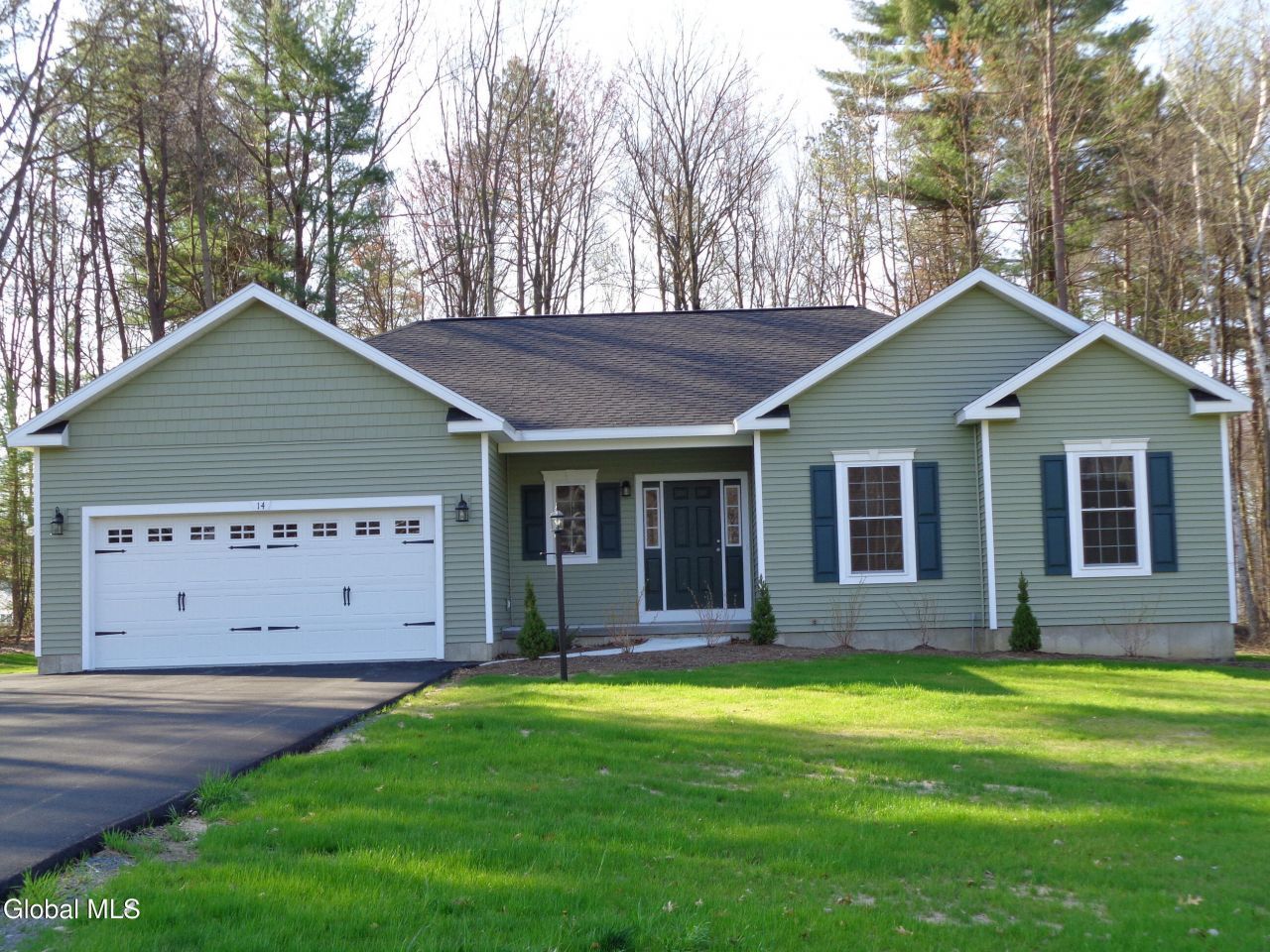 Averill Park, New York, 12018, United States, 3 Bedrooms Bedrooms, ,2 BathroomsBathrooms,Residential,For Sale,1941027