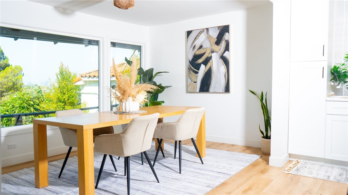 Los Angeles, California, 90027, United States, 3 Bedrooms Bedrooms, ,3 BathroomsBathrooms,Residential,For Sale,1980837