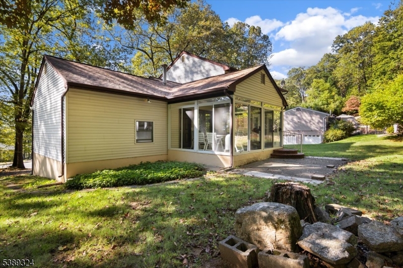 Rockaway Twp., New Jersey, 07866-2817, United States, 4 Bedrooms Bedrooms, ,3 BathroomsBathrooms,Residential,For Sale,1983122