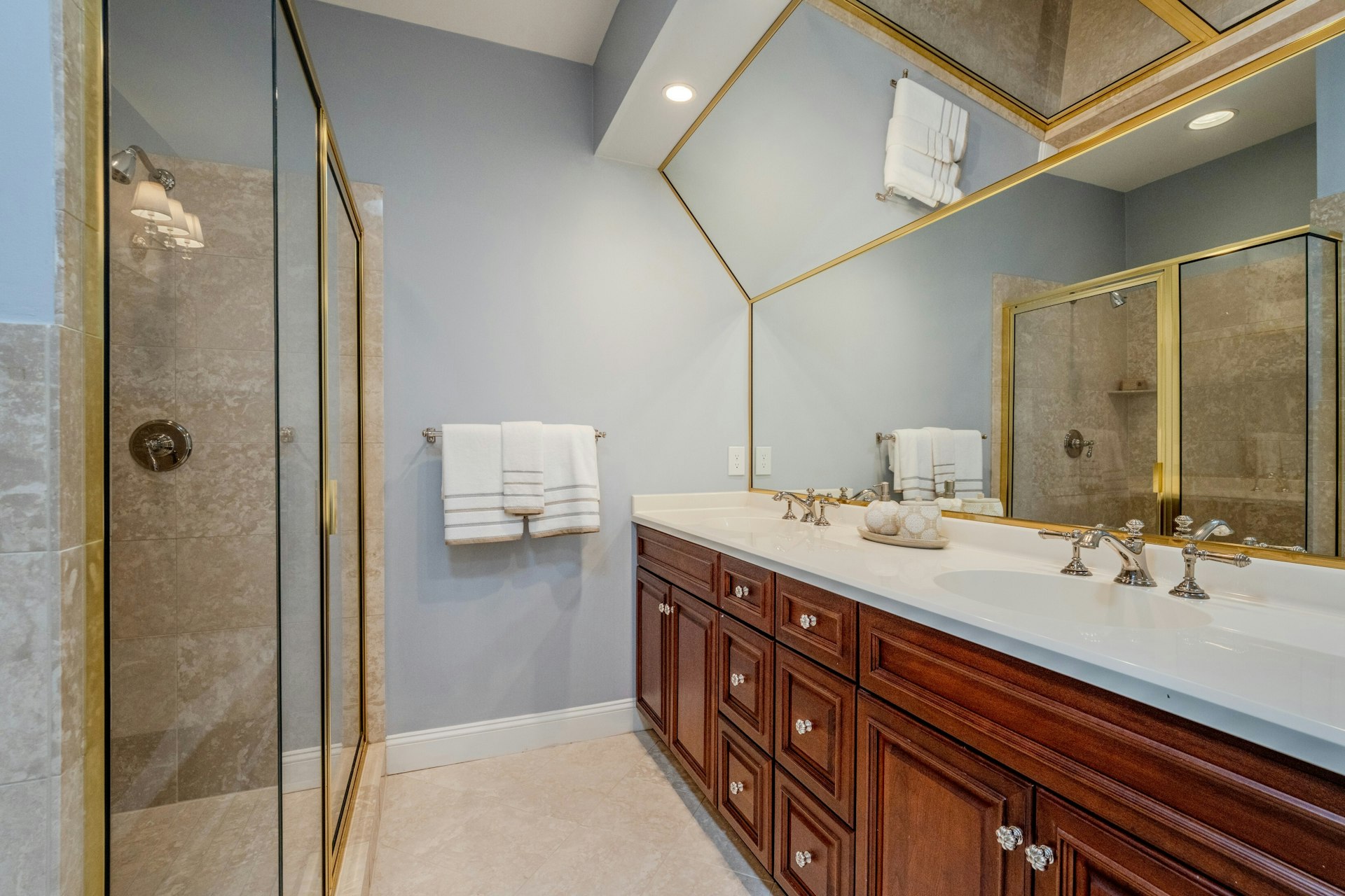  40321 Beacon Hill Drive, Leesburg, VA 20176 - 物件實景