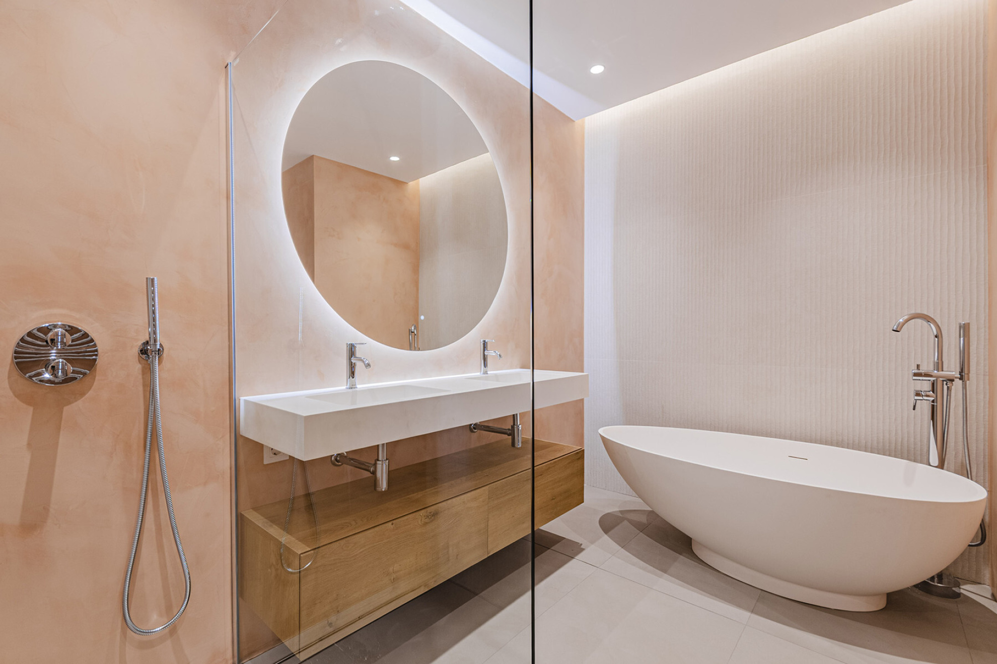  Renovated apartment with three bedrooms en suite with terrace in Eixample - 物件實景