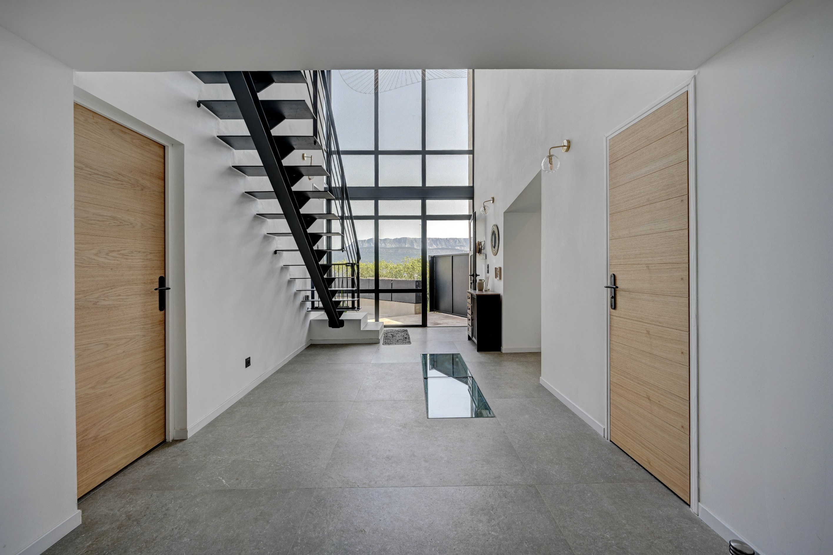  Exceptional Contemporary Proprety with view - 物件實景