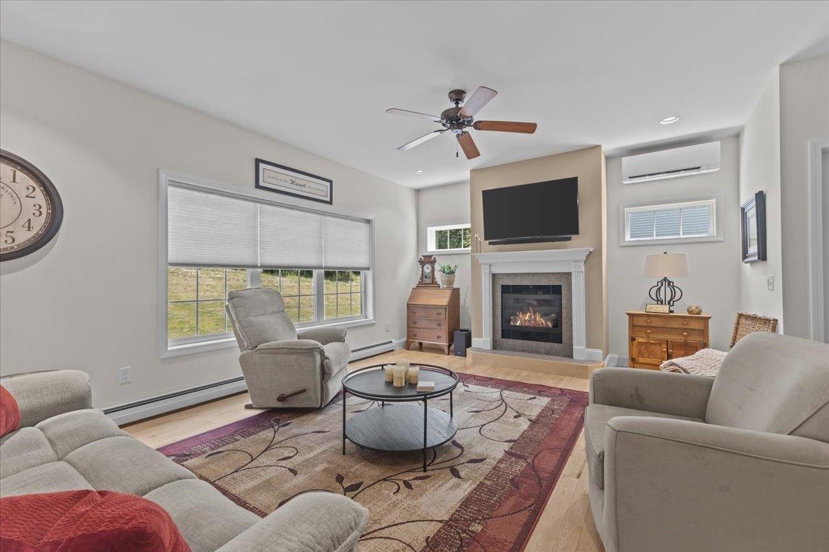 Essex Junction, Vermont, 05452, United States, 3 Bedrooms Bedrooms, ,3 BathroomsBathrooms,Residential,For Sale,1943332