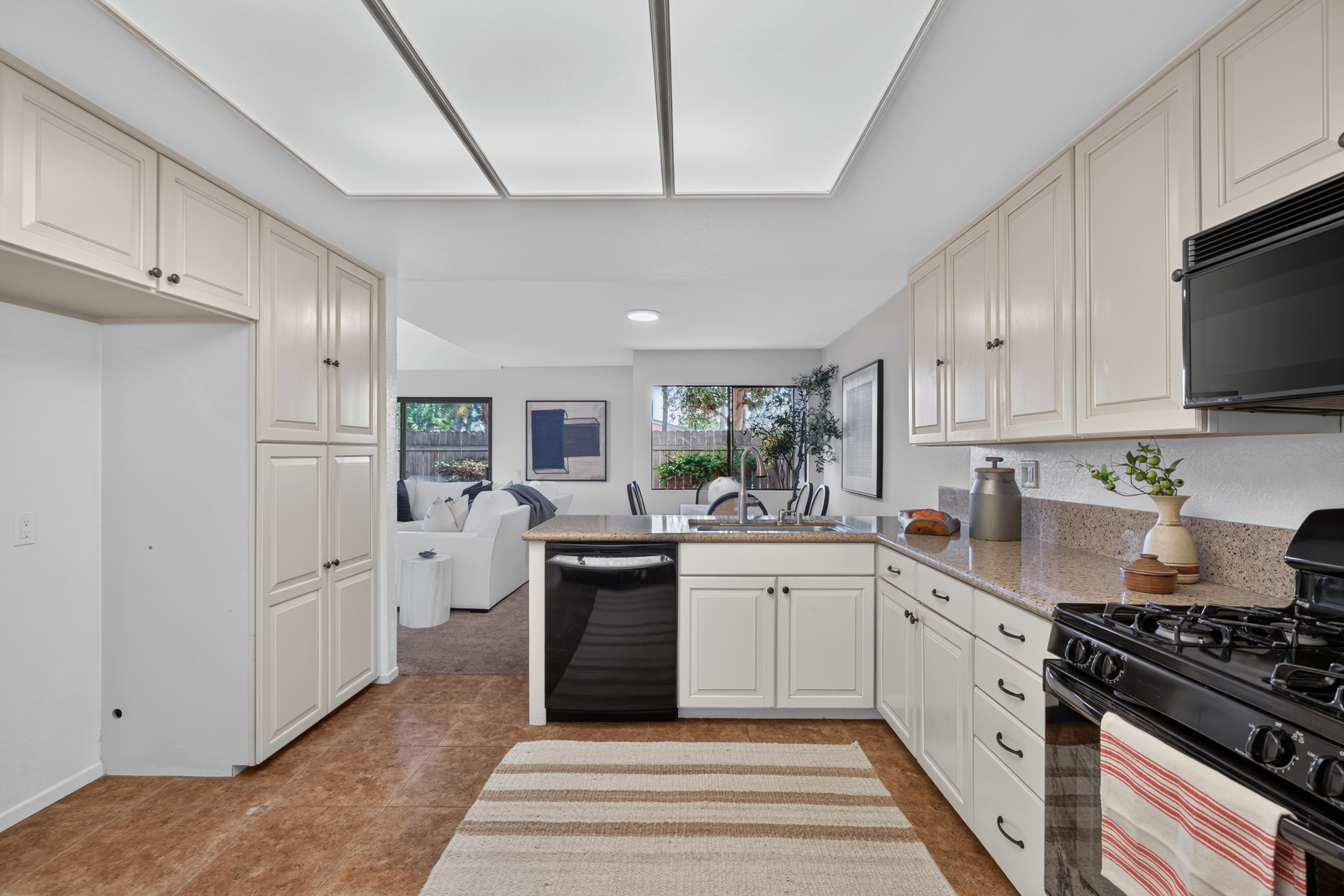  292 Palmer Street # A1, Costa Mesa, CA 92627 - 物件實景