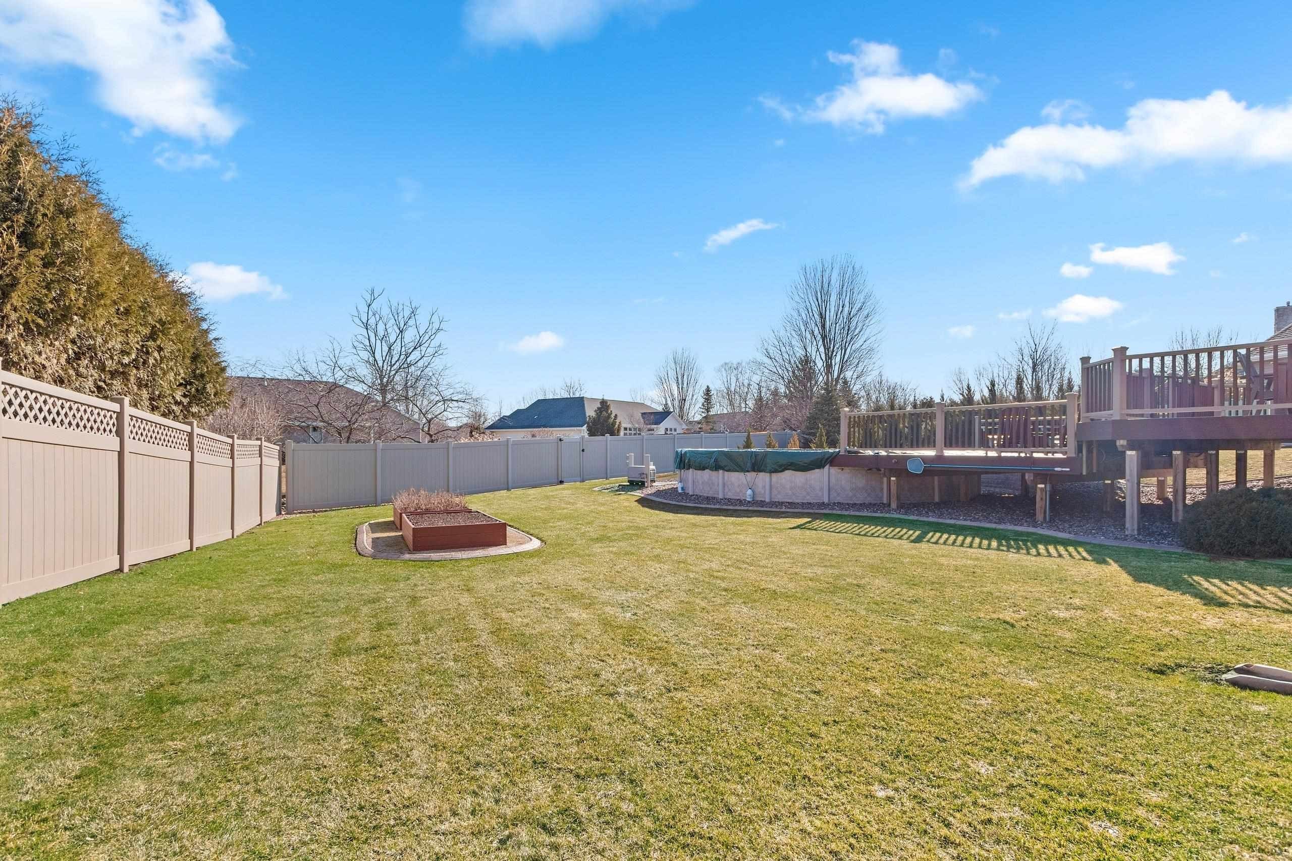 DE PERE, Wisconsin, 54115, United States, 5 Bedrooms Bedrooms, ,4 BathroomsBathrooms,Residential,For Sale,2048678