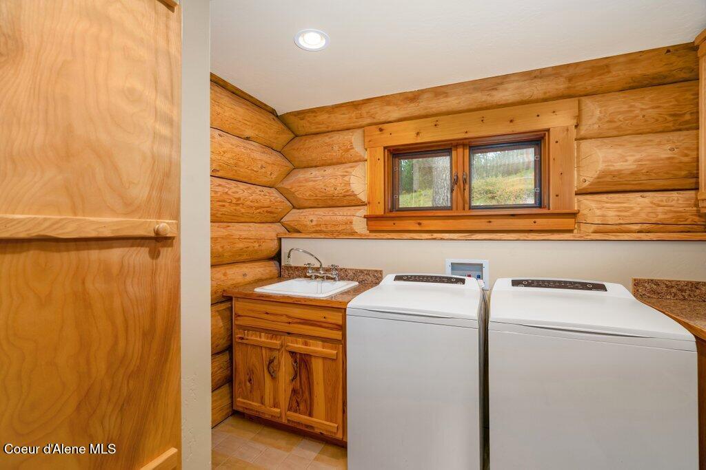 Coeur d'Alene, Idaho, 83814, United States, 4 Bedrooms Bedrooms, ,3 BathroomsBathrooms,Residential,For Sale,1981796