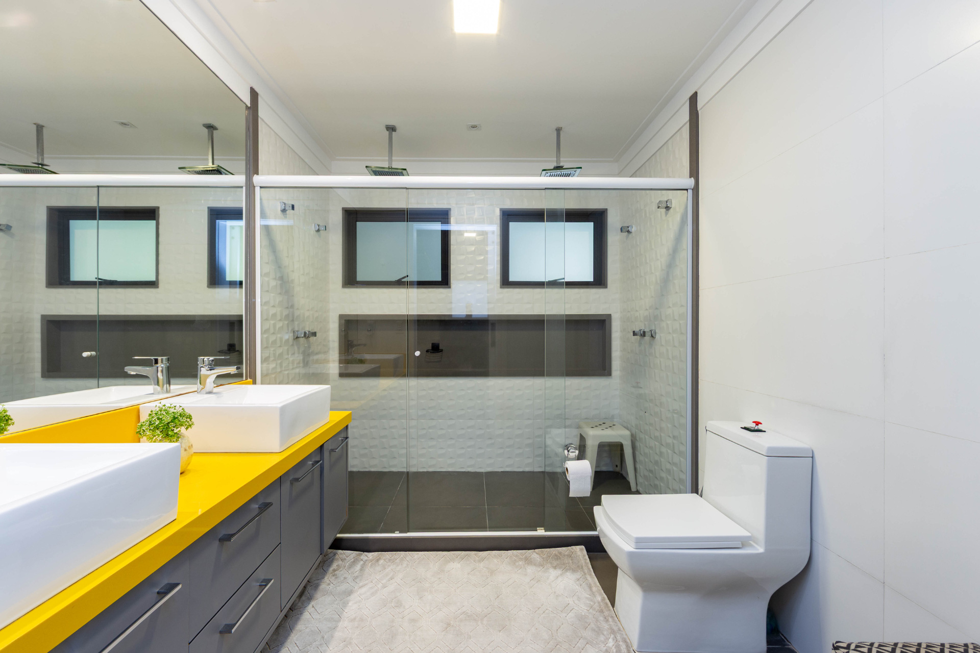  Single-story residence with four suites in a high-standard condominium - 物件實景