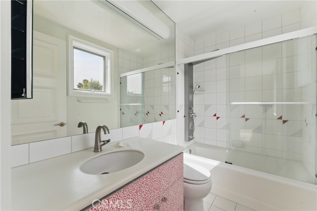 Hacienda Heights, California, 91745, United States, 8 Bedrooms Bedrooms, ,10 BathroomsBathrooms,Residential,For Sale,1763179