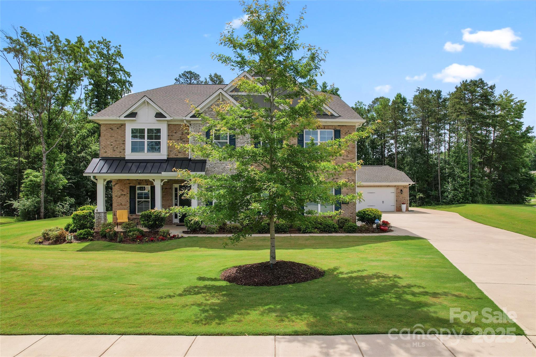 Fort Mill, South Carolina, 29707, United States, 5 Bedrooms Bedrooms, ,6 BathroomsBathrooms,Residential,For Sale,1982874