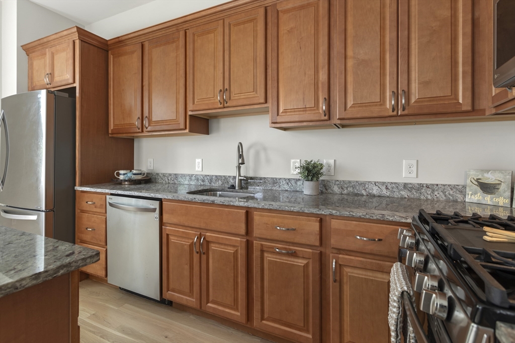 77 North St, 77, Somerville, Massachusetts, 02144, United States, 3 Bedrooms Bedrooms, ,3 BathroomsBathrooms,Residential,For Sale,77 North St , 77,1550085