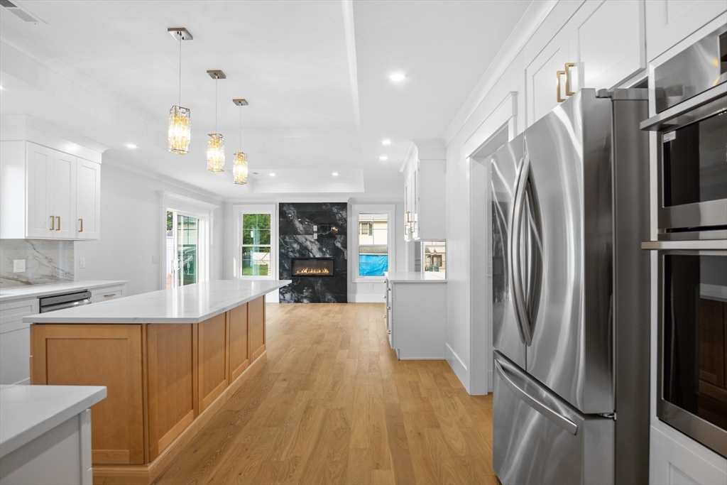 Attleboro, Massachusetts, 02703, United States, 4 Bedrooms Bedrooms, ,3 BathroomsBathrooms,Residential,For Sale,1973726