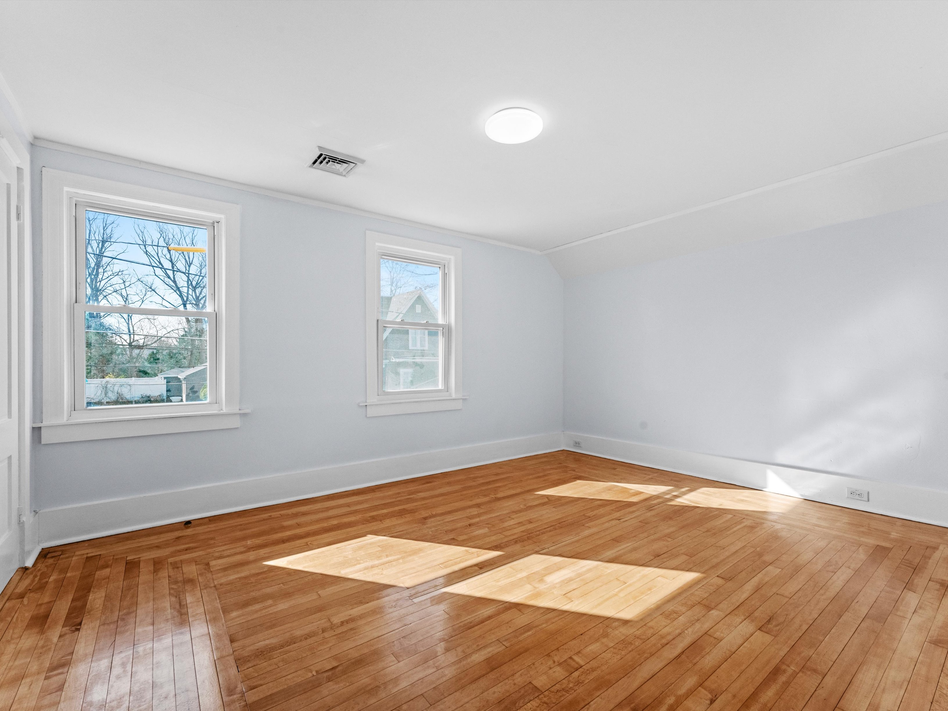  29 Orchard Street, Southbridge, MA 01550 - 物件實景