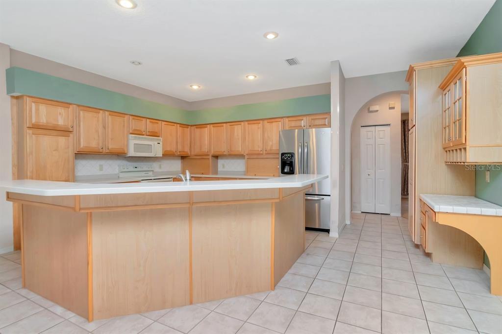 Oldsmar, Florida, 34677, United States, 4 Bedrooms Bedrooms, ,3 BathroomsBathrooms,Residential,For Sale,1998851