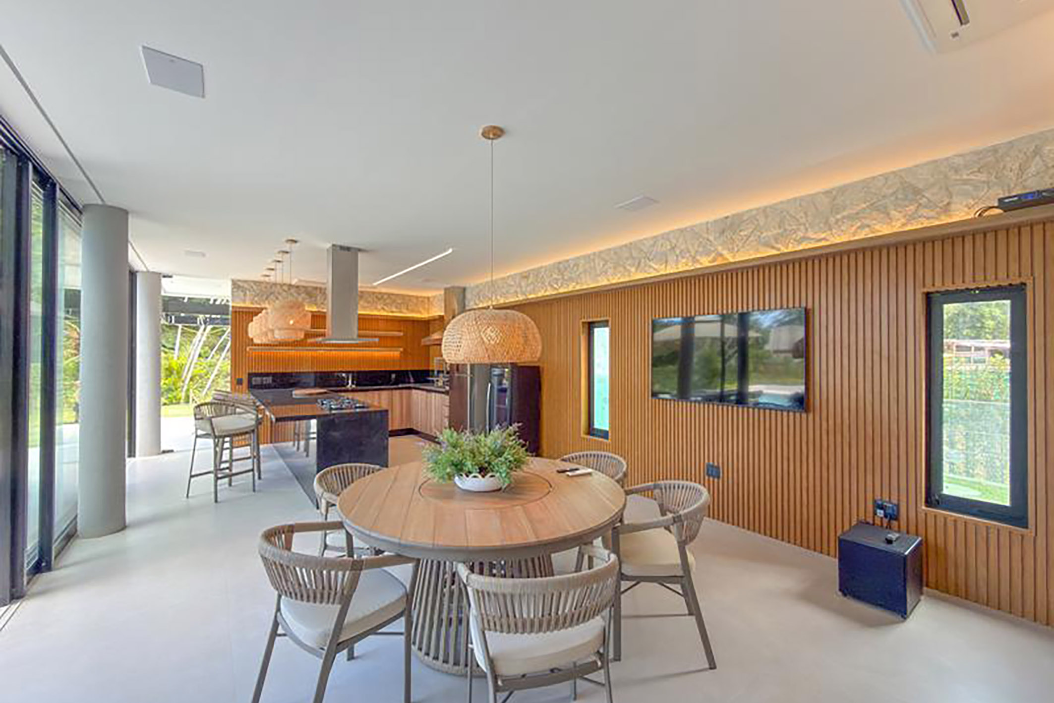  Contemporary residence with six suites in Frade Green, Angra dos Reis - 物件實景