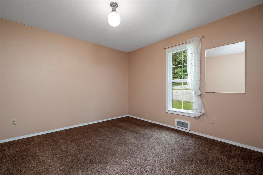 Polson, Montana, 59860, United States, 3 Bedrooms Bedrooms, ,1 BathroomBathrooms,Residential,For Sale,1846037