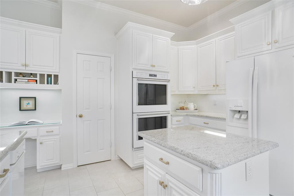 Colleyville, Texas, 76034, United States, 4 Bedrooms Bedrooms, ,3 BathroomsBathrooms,Residential,For Sale,1934956