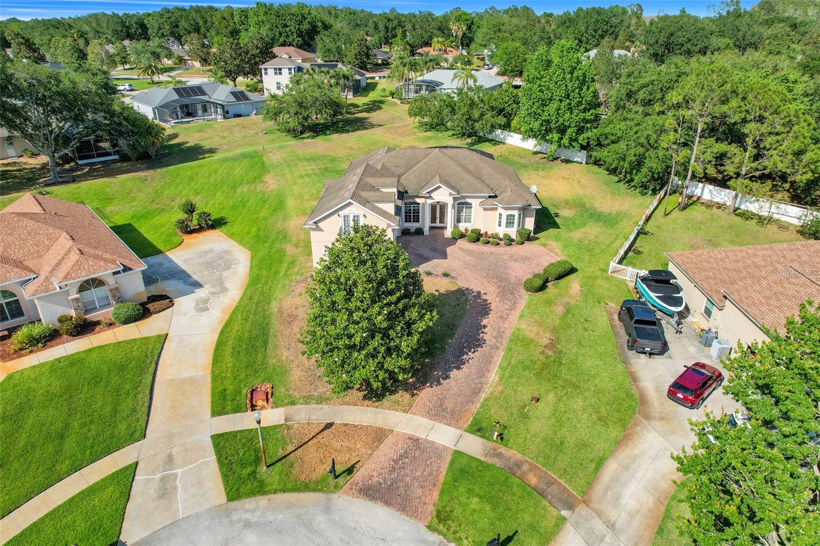 MINNEOLA, Florida, 34715, United States, 4 Bedrooms Bedrooms, ,4 BathroomsBathrooms,Residential,For Sale,1933322