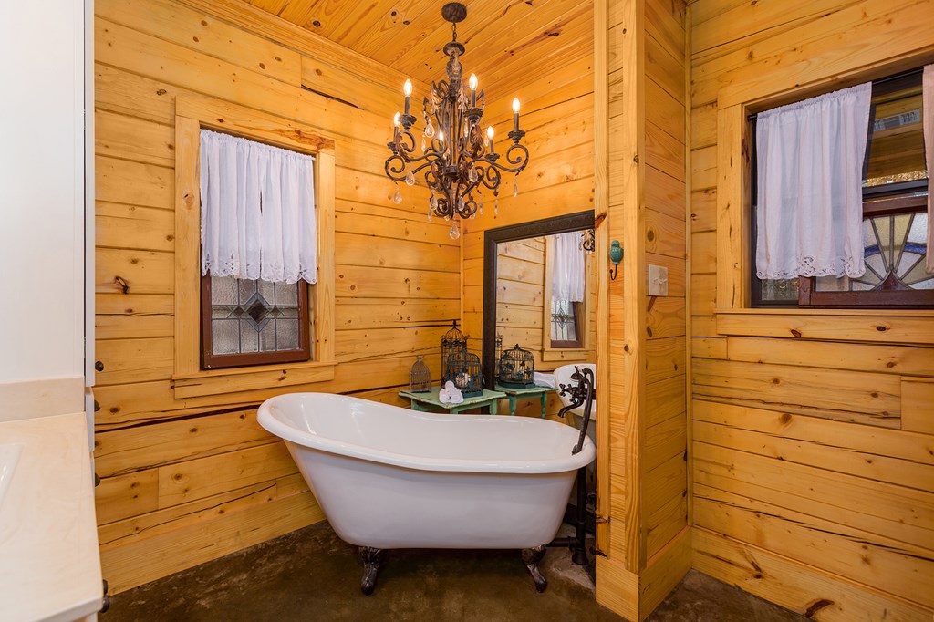 Huntington, Texas, 75949, United States, 3 Bedrooms Bedrooms, ,2 BathroomsBathrooms,Residential,For Sale,2002492