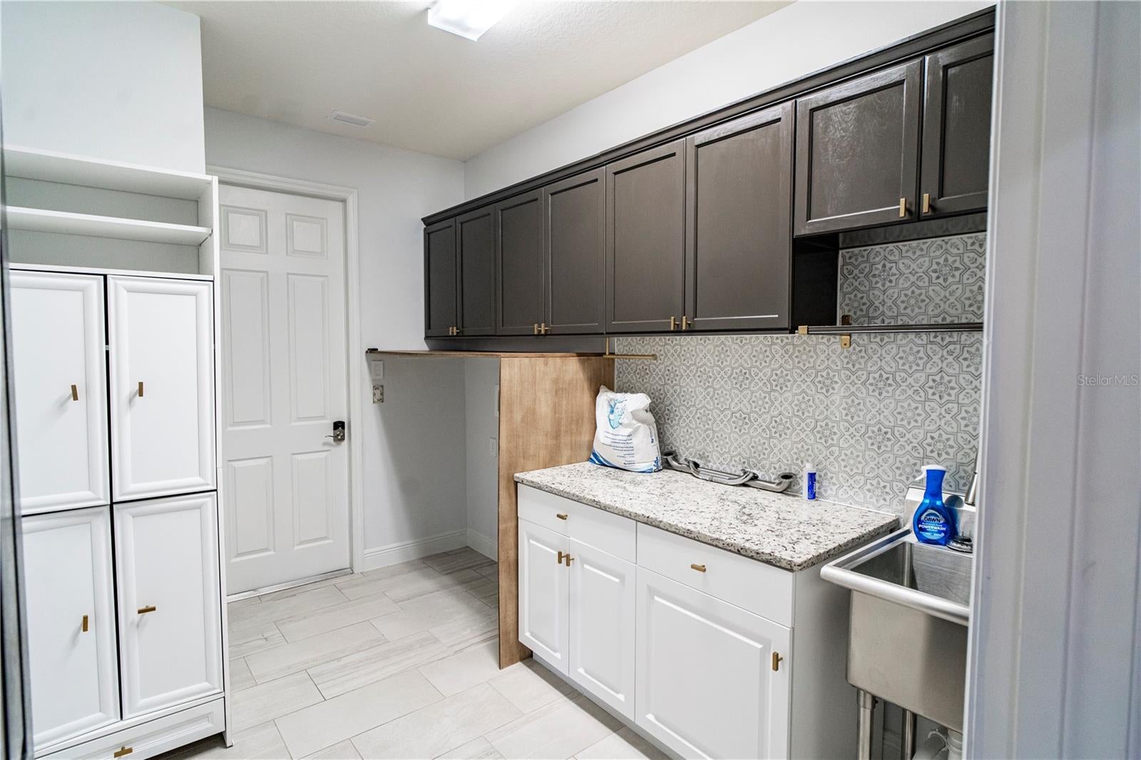 LAND O LAKES, Florida, 34637, United States, 5 Bedrooms Bedrooms, ,4 BathroomsBathrooms,Residential,For Sale,1759399