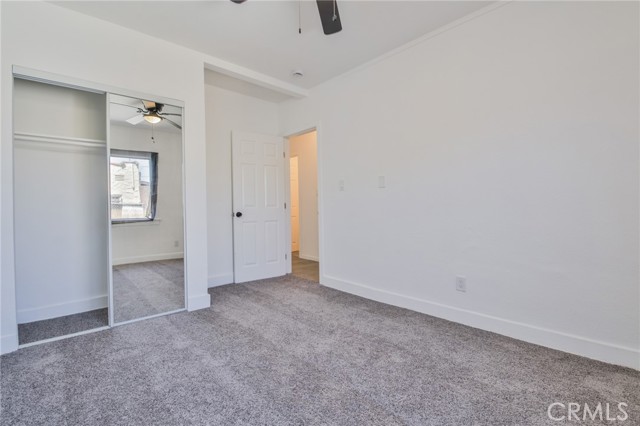 Los Angeles, California, 90001, United States, 4 Bedrooms Bedrooms, ,Residential,For Sale,1928071