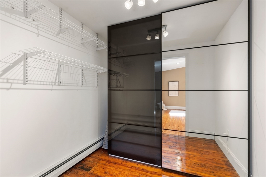 Malden, Massachusetts, 02148, United States, 5 Bedrooms Bedrooms, ,5 BathroomsBathrooms,Residential,For Sale,1984195