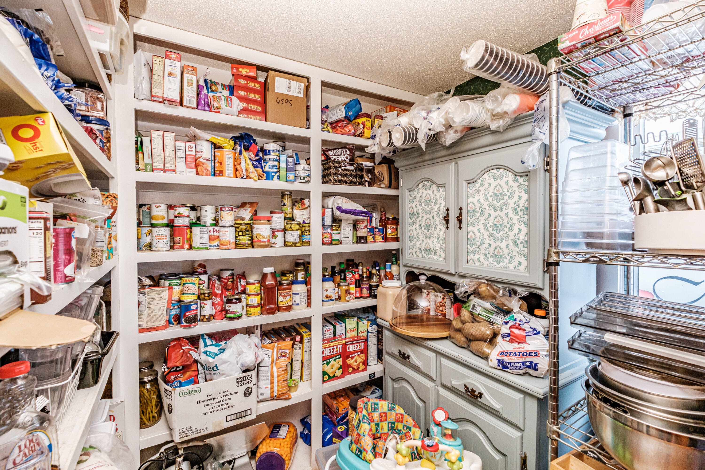 Bridgton, Maine, 04009, United States, 6 Bedrooms Bedrooms, ,6 BathroomsBathrooms,Residential,For Sale,2006080