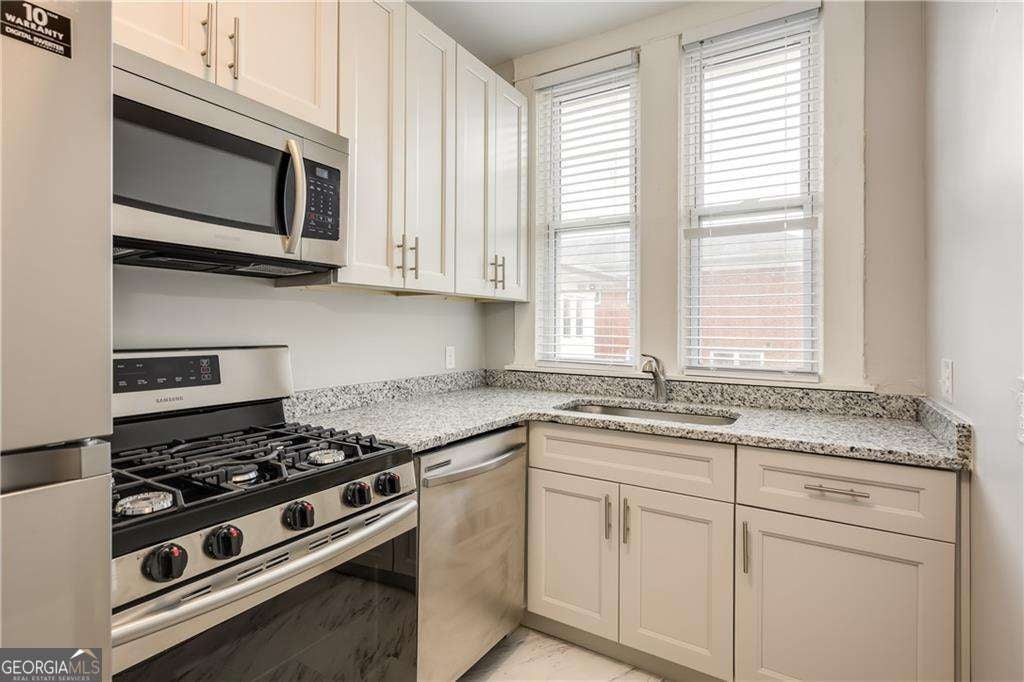 Atlanta, Georgia, 30308, United States, ,Residential,For Sale,1859103