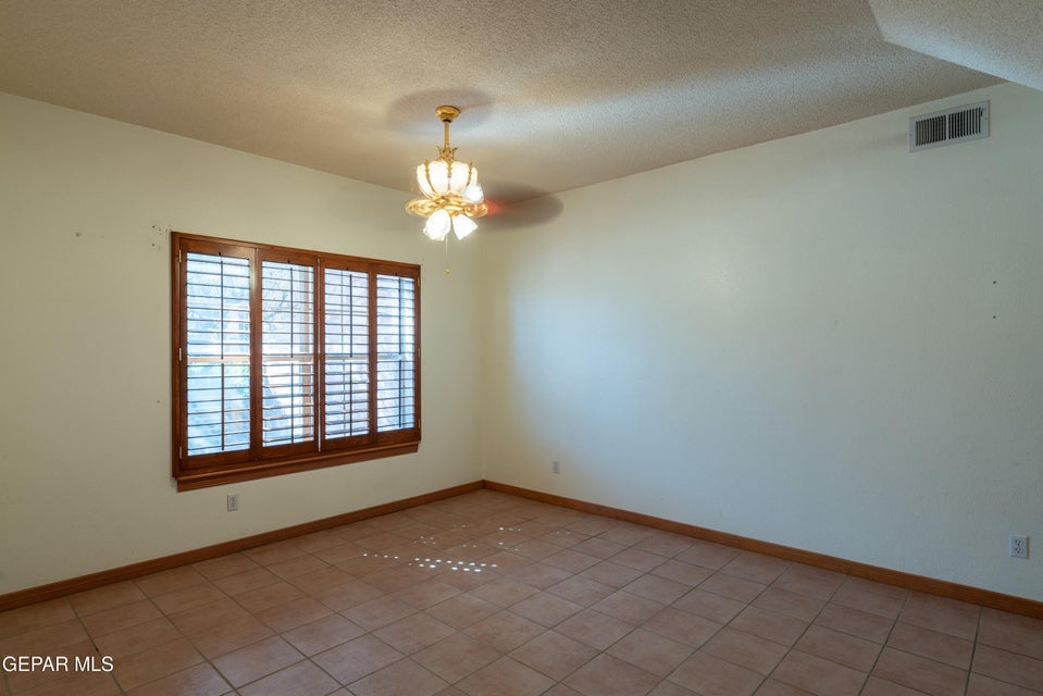 El Paso, Texas, 79934, United States, 4 Bedrooms Bedrooms, ,4 BathroomsBathrooms,Residential,For Sale,1978483