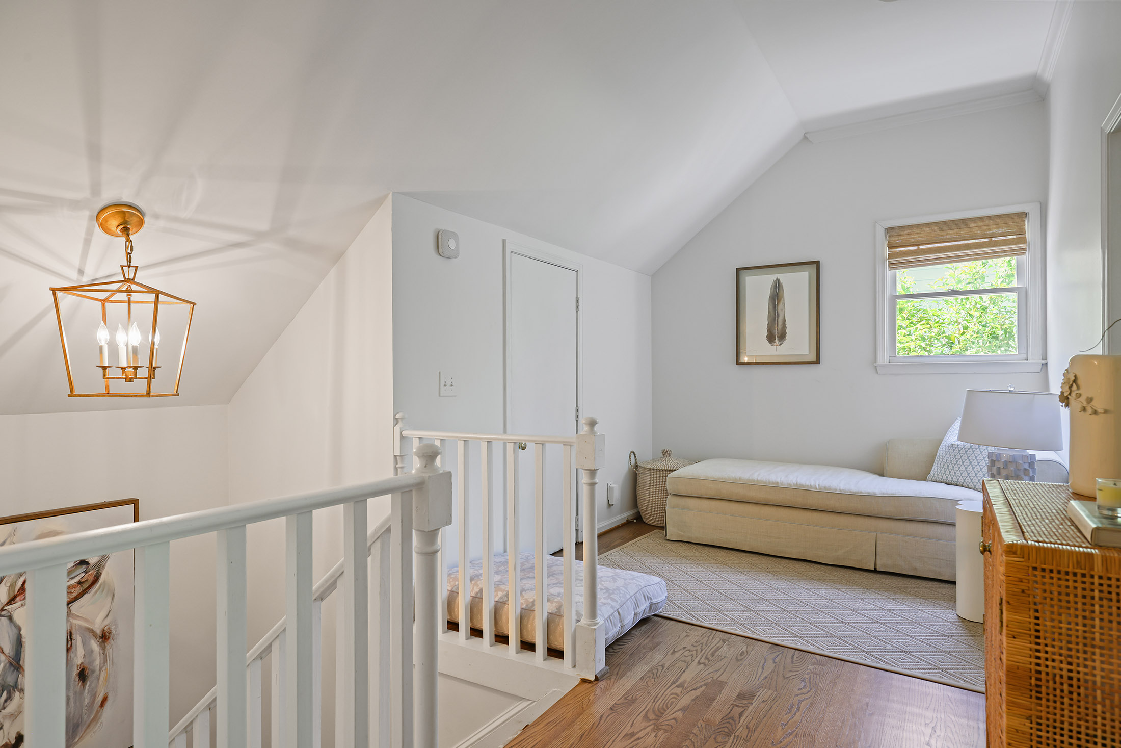  Charming Cottage in the Heart of Sought-after Peachtree Hills - 物件實景
