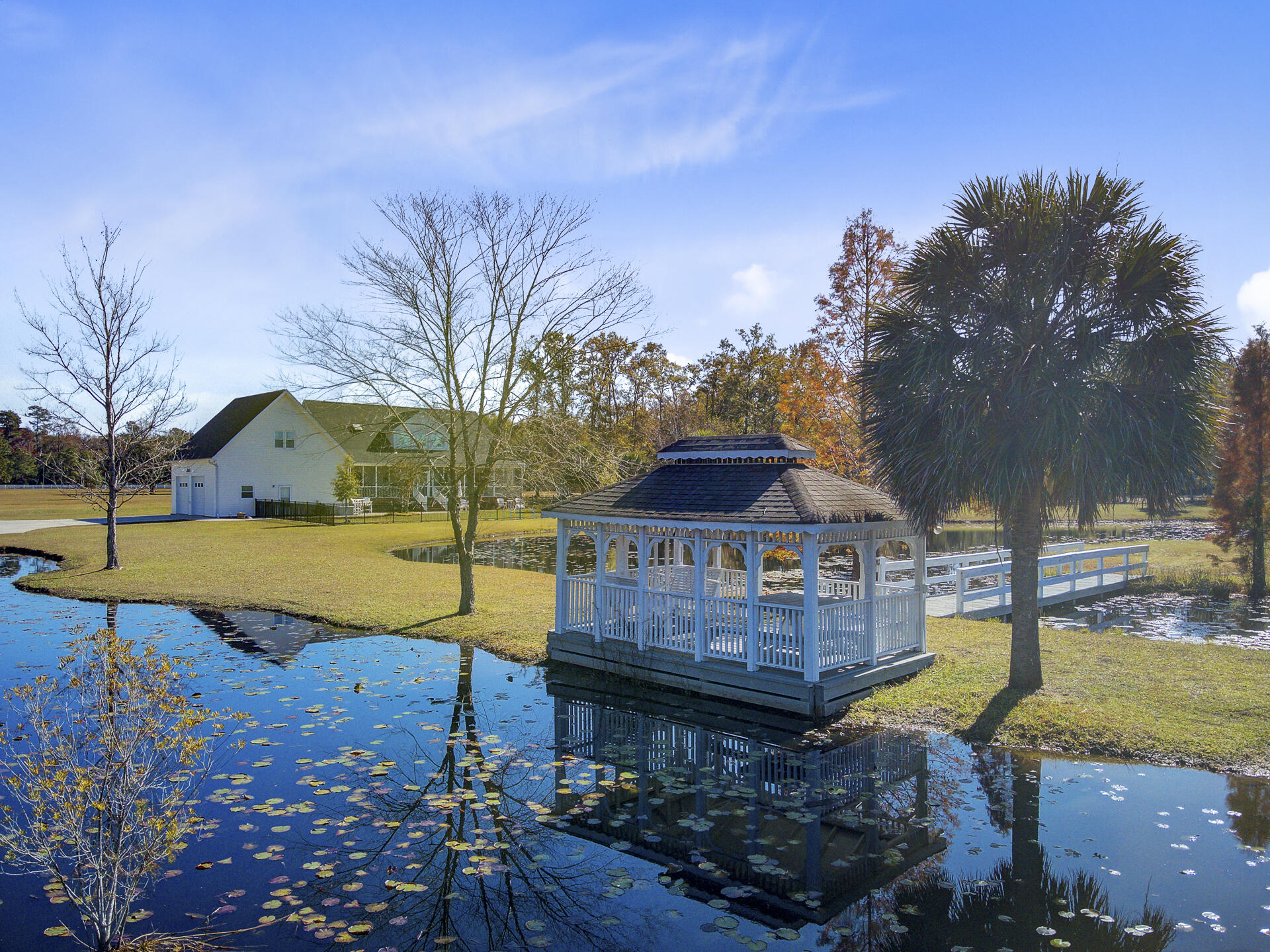Cross, South Carolina, 29436, United States, 4 Bedrooms Bedrooms, ,3 BathroomsBathrooms,Residential,For Sale,1992832