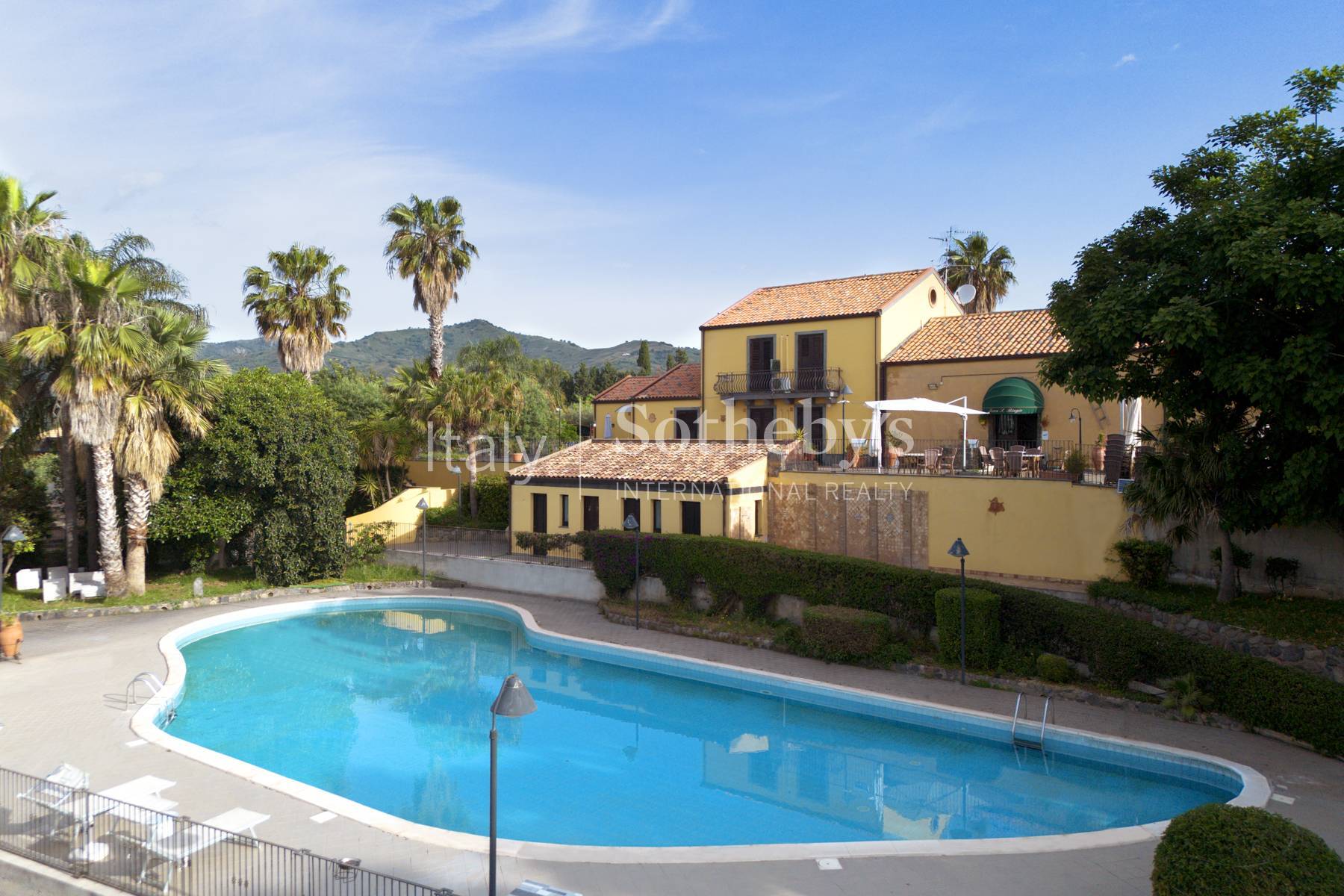  Prestigious property nestled between Mount Etna and the sea - 物件實景