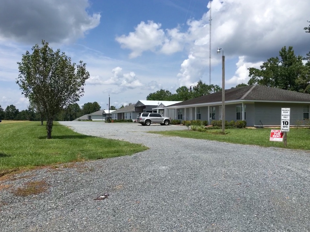 Longville, Louisiana, 70652, United States, 21 Bedrooms Bedrooms, ,16 BathroomsBathrooms,Residential,For Sale,1980449