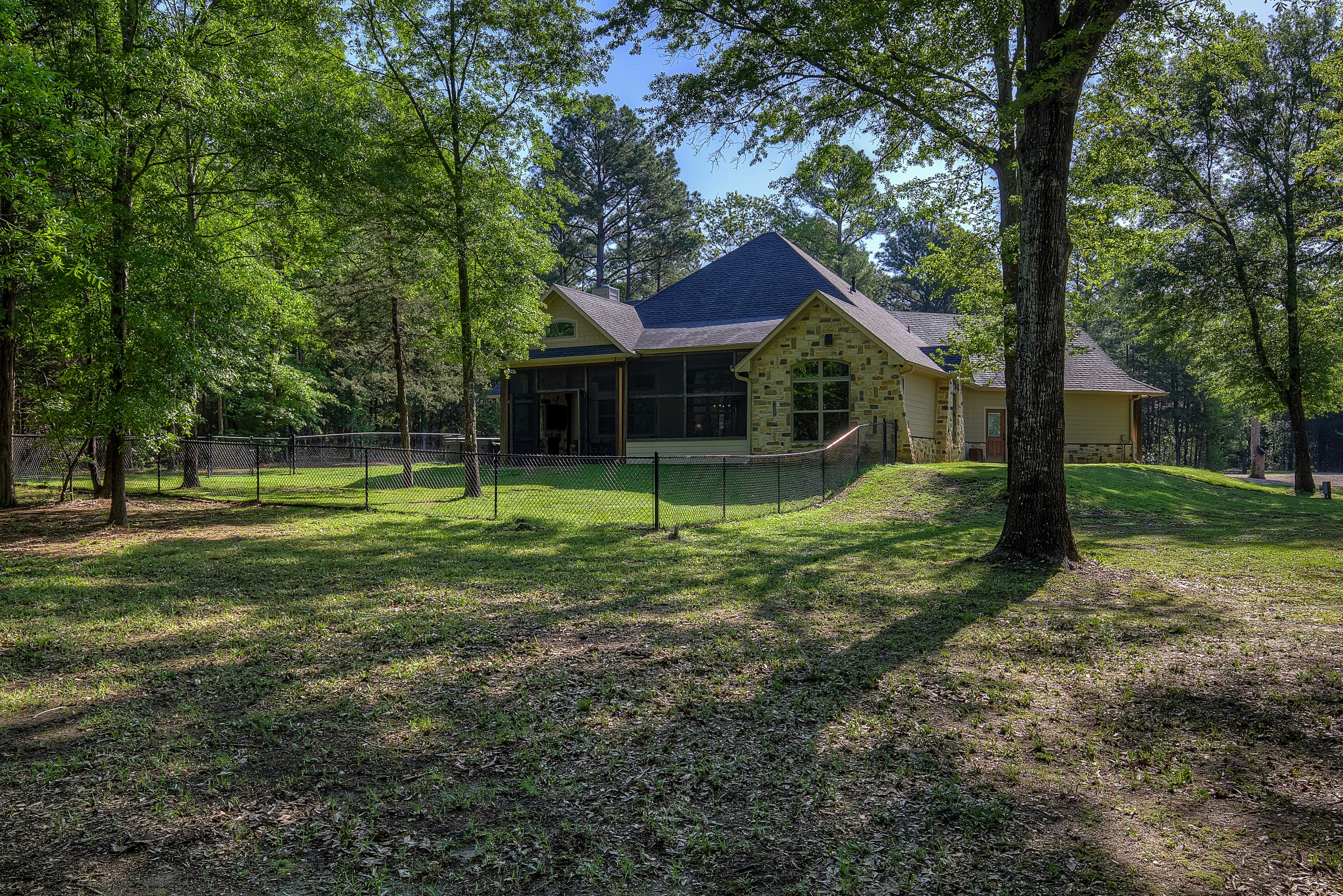 Quitman, Texas, 75783, United States, 3 Bedrooms Bedrooms, ,3 BathroomsBathrooms,Residential,For Sale,1693379