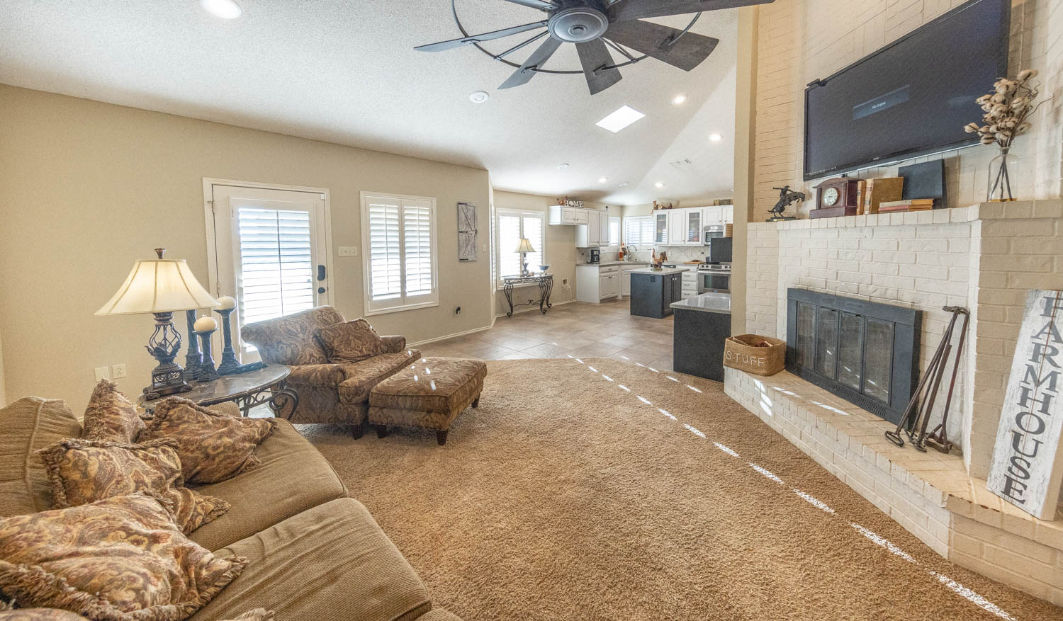 Levelland, Texas, 79336, United States, 4 Bedrooms Bedrooms, ,3 BathroomsBathrooms,Residential,For Sale,1901837