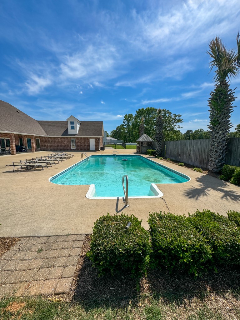 Bloomburg, Texas, 75556, United States, 4 Bedrooms Bedrooms, ,2 BathroomsBathrooms,Residential,For Sale,1789211