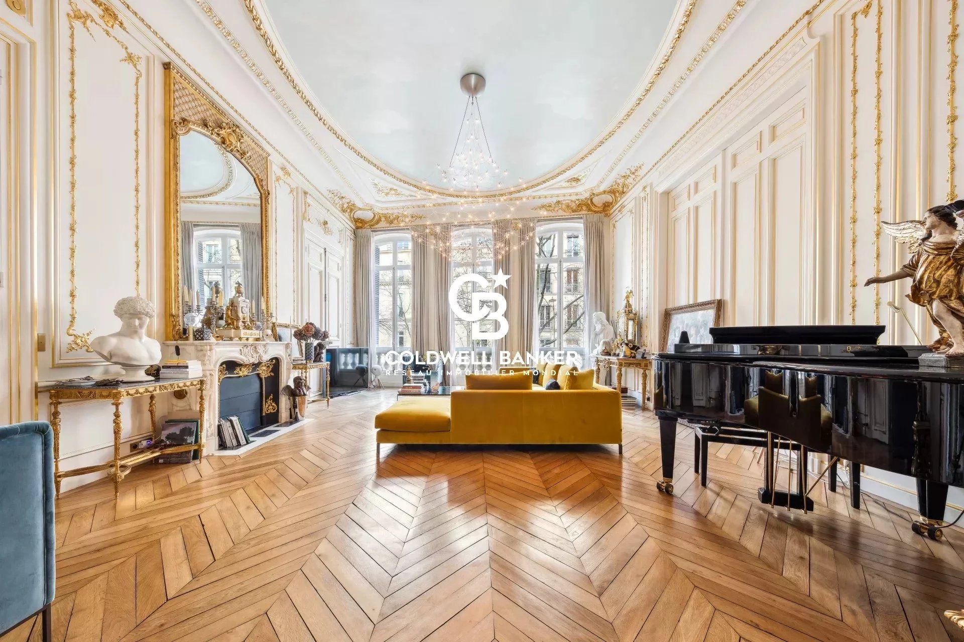 Paris 7th, Île-de-France, 75007, FR, 2 Bedrooms Bedrooms, ,1 BathroomBathrooms,Residential,For Sale,1451136