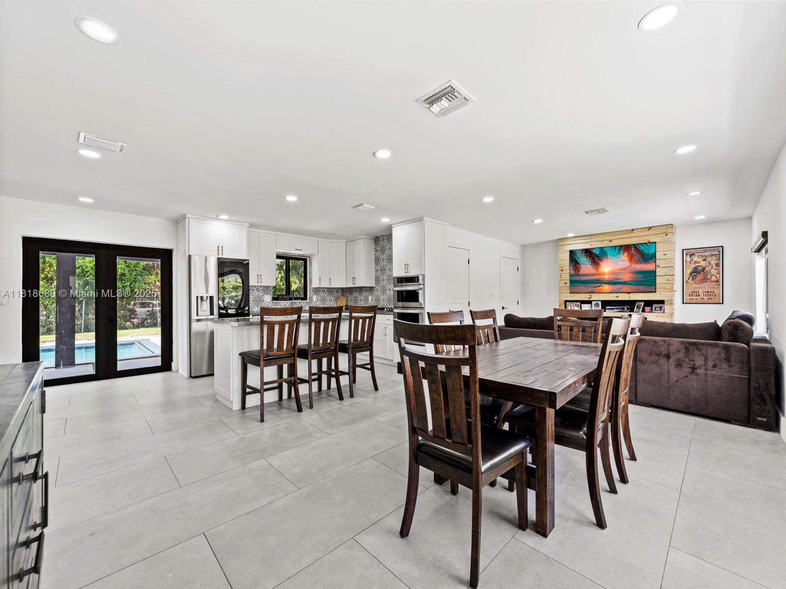 Miami, Florida, 33173, United States, 3 Bedrooms Bedrooms, ,2 BathroomsBathrooms,Residential,For Sale,1857432