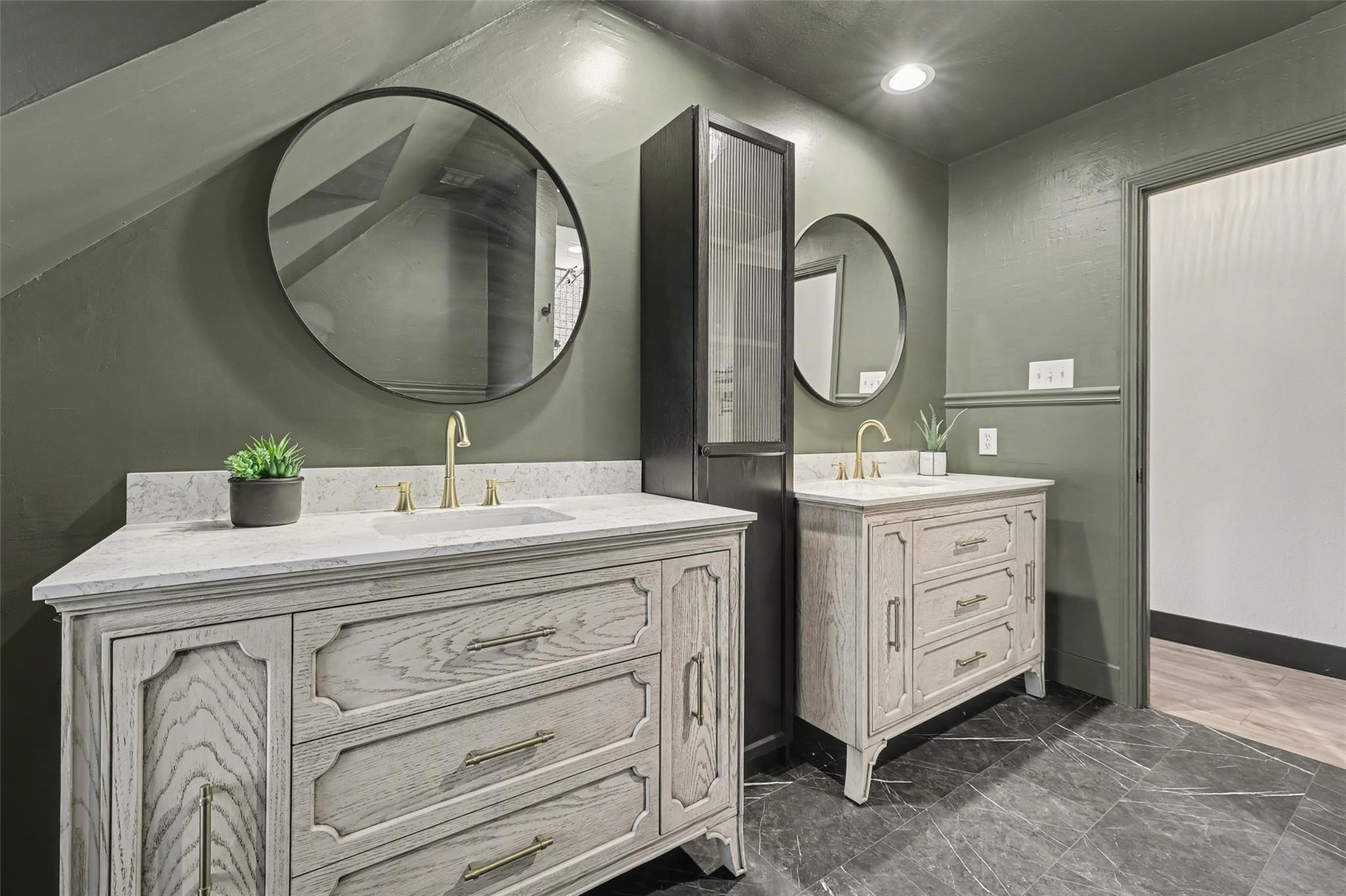 Georgetown, Texas, 78628, United States, 4 Bedrooms Bedrooms, ,3 BathroomsBathrooms,Residential,For Sale,2006153