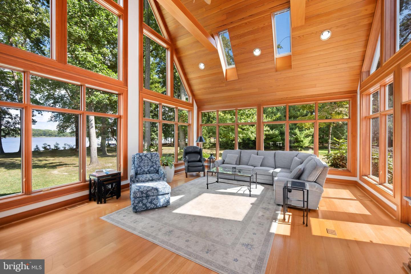 Queenstown, Maryland, 21658, United States, 5 Bedrooms Bedrooms, ,6 BathroomsBathrooms,Residential,For Sale,1940127