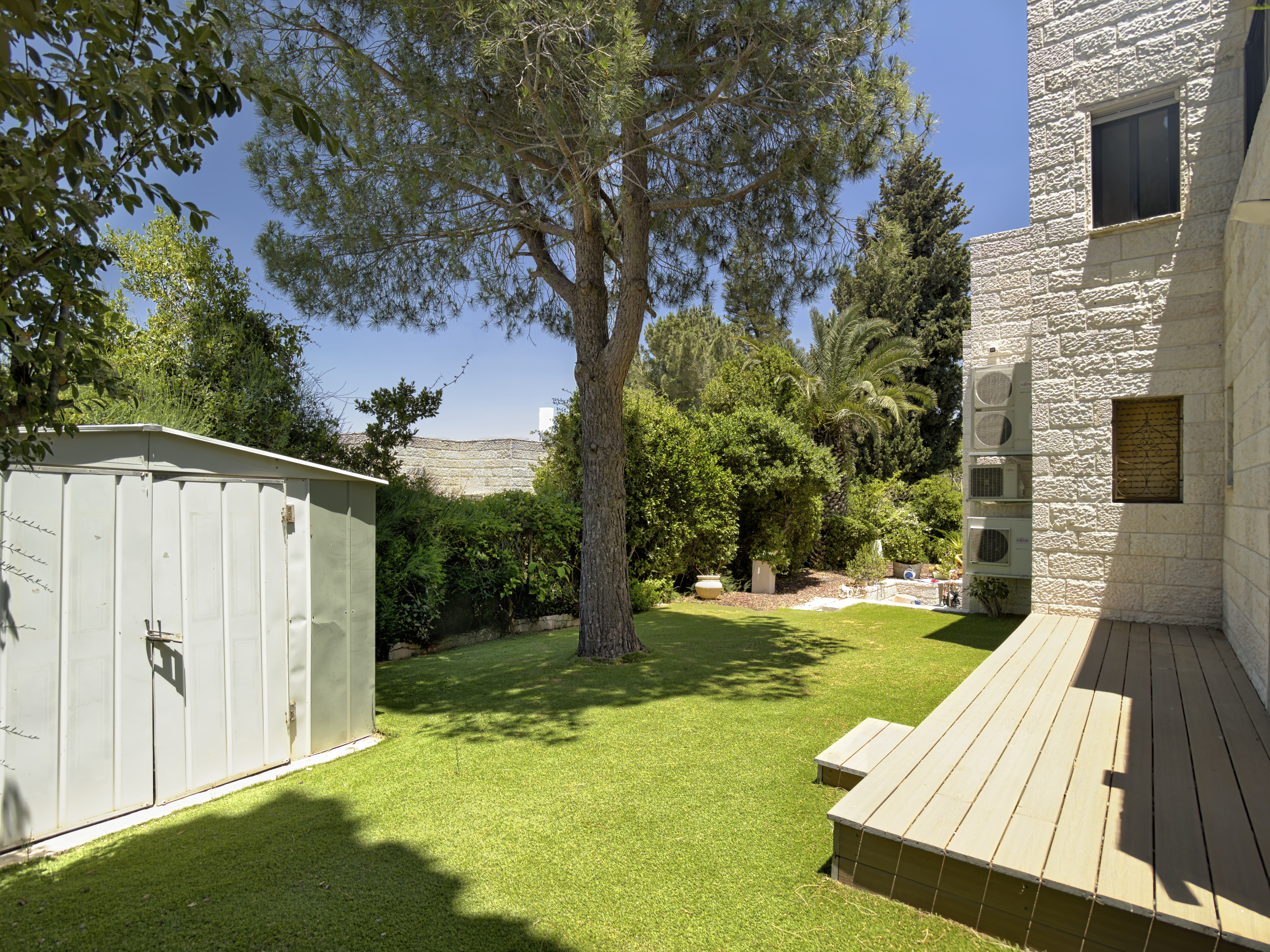  Elegant Private Home Surrounded by Lush Gardens in the Heart of Mevaseret Zion - 物件實景