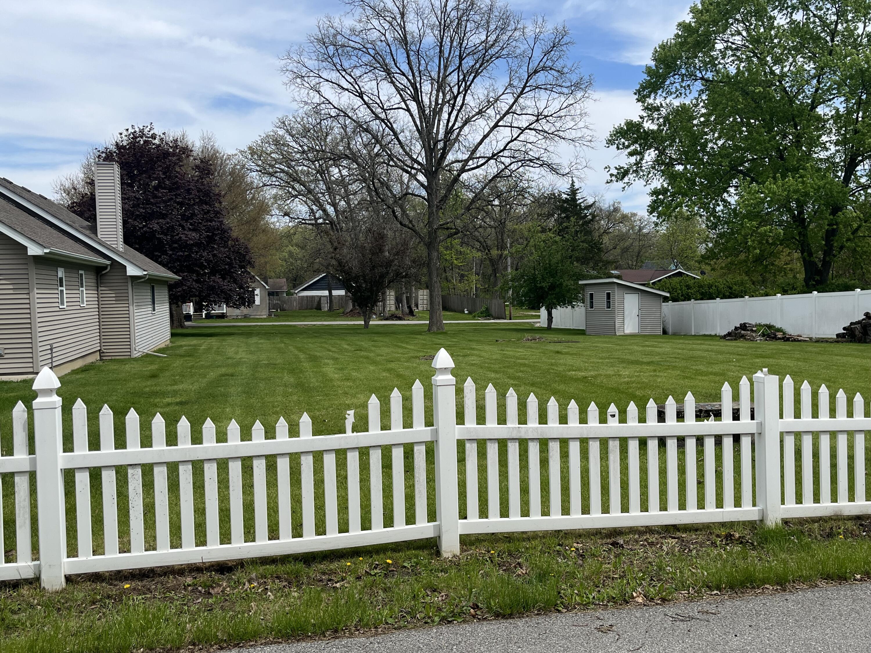 Crown Point, Indiana, 46307, United States, 3 Bedrooms Bedrooms, ,3 BathroomsBathrooms,Residential,For Sale,2040656