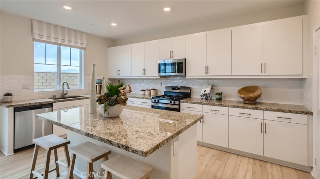 Menifee, California, 92585, United States, 4 Bedrooms Bedrooms, ,3 BathroomsBathrooms,Residential,For Sale,1983884