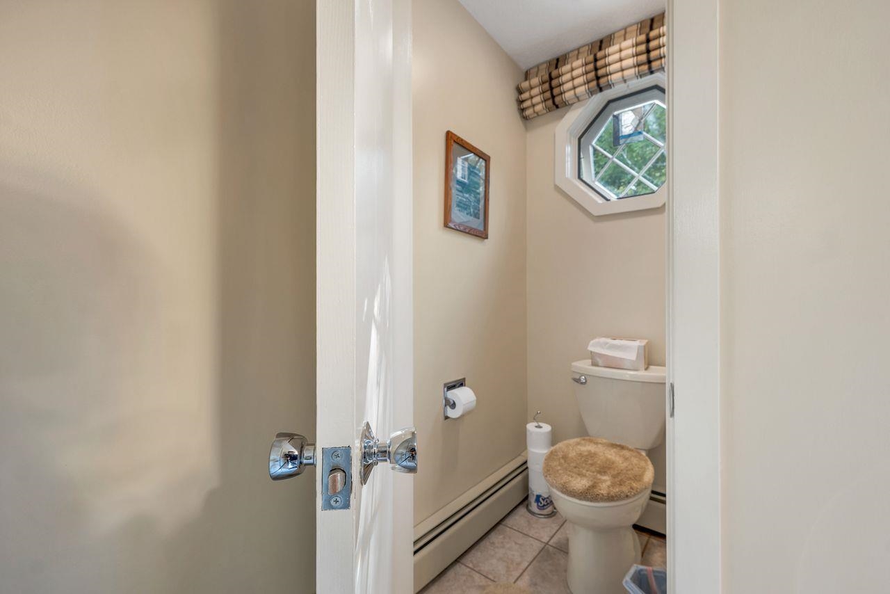 Thornton, New Hampshire, 03285, United States, 3 Bedrooms Bedrooms, ,2 BathroomsBathrooms,Residential,For Sale,1933303