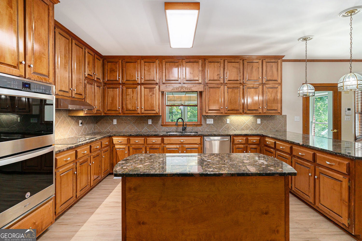 McDonough, Georgia, 30252, United States, 5 Bedrooms Bedrooms, ,6 BathroomsBathrooms,Residential,For Sale,1869164