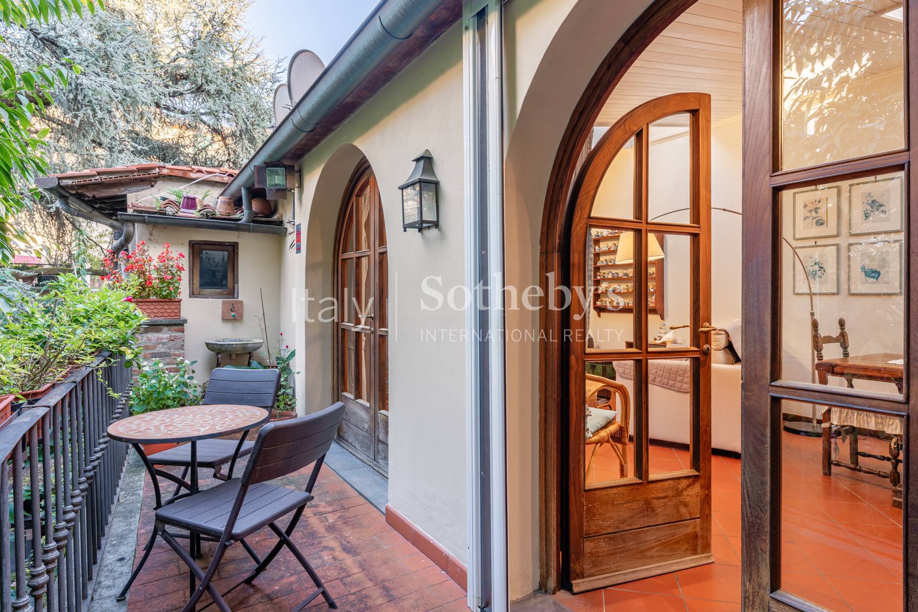  Refined apartment with terrace in the centre of Lucca - 物件實景