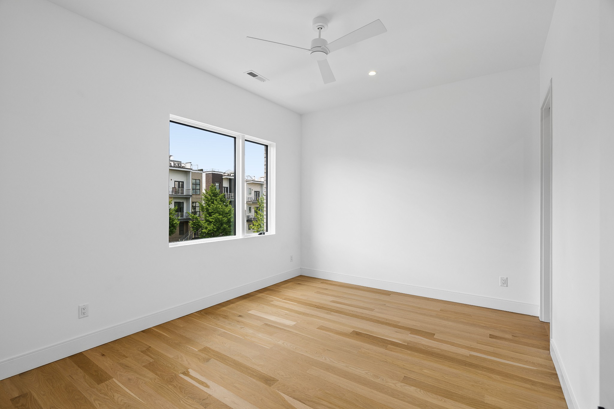  1076 Archer St, Nashville, TN, 37203 - 物件實景